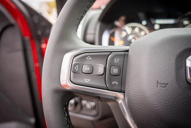 New 2026 Molten Red Pearl-Coat Exterior Paint RAM Laramie image 20