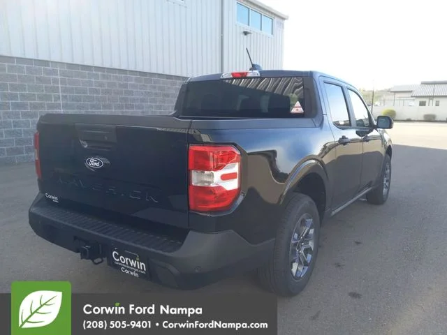 New 2026 Shadow Black Ford XLT image 3