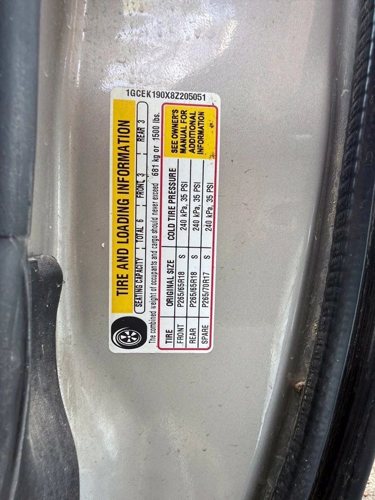 Used 2008 Silver Chevrolet LT image 17