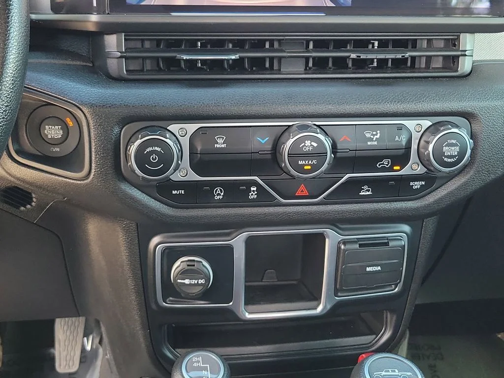 2024 Jeep Gladiator Sport - Photo 29