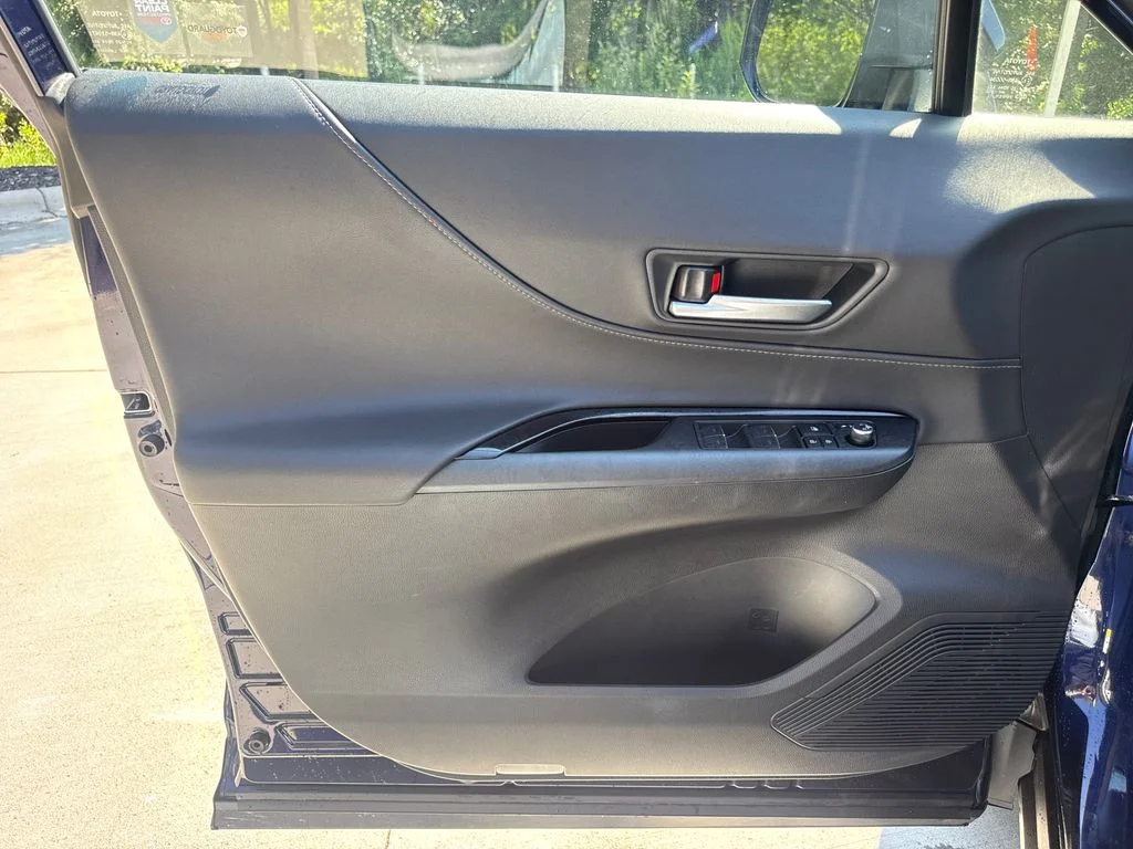 Used 2024 Blueprint Toyota LE image 13