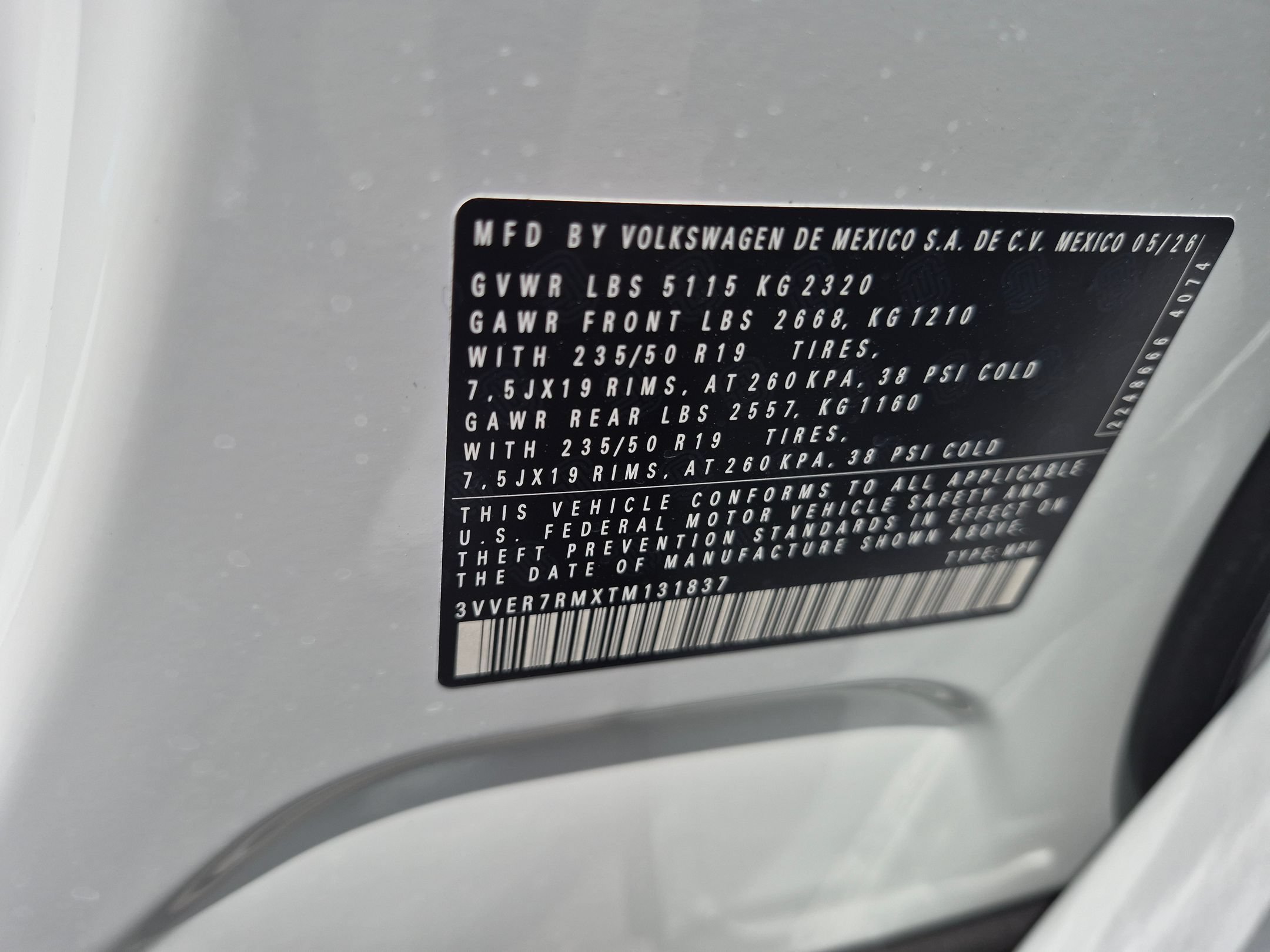 New 2026 Pure White Volkswagen SE image 31