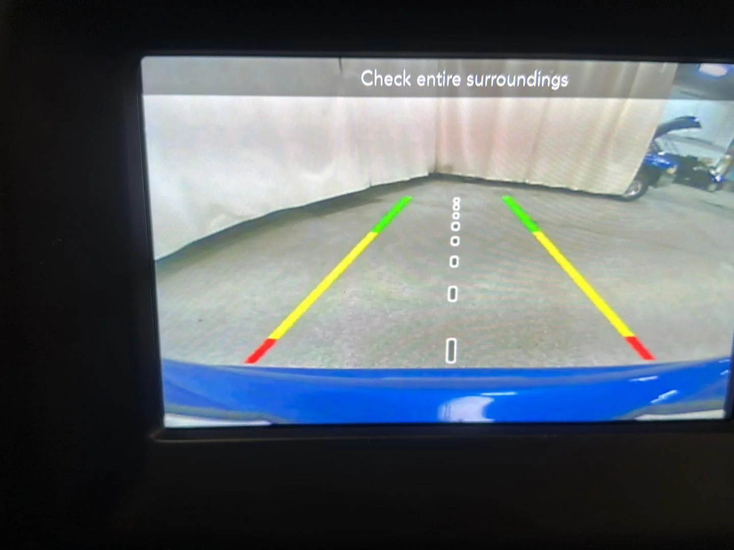 Used 2018 Laser Blue Pearlcoat Jeep Latitude image 23