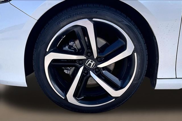 Used 2020  Honda Sport image 6