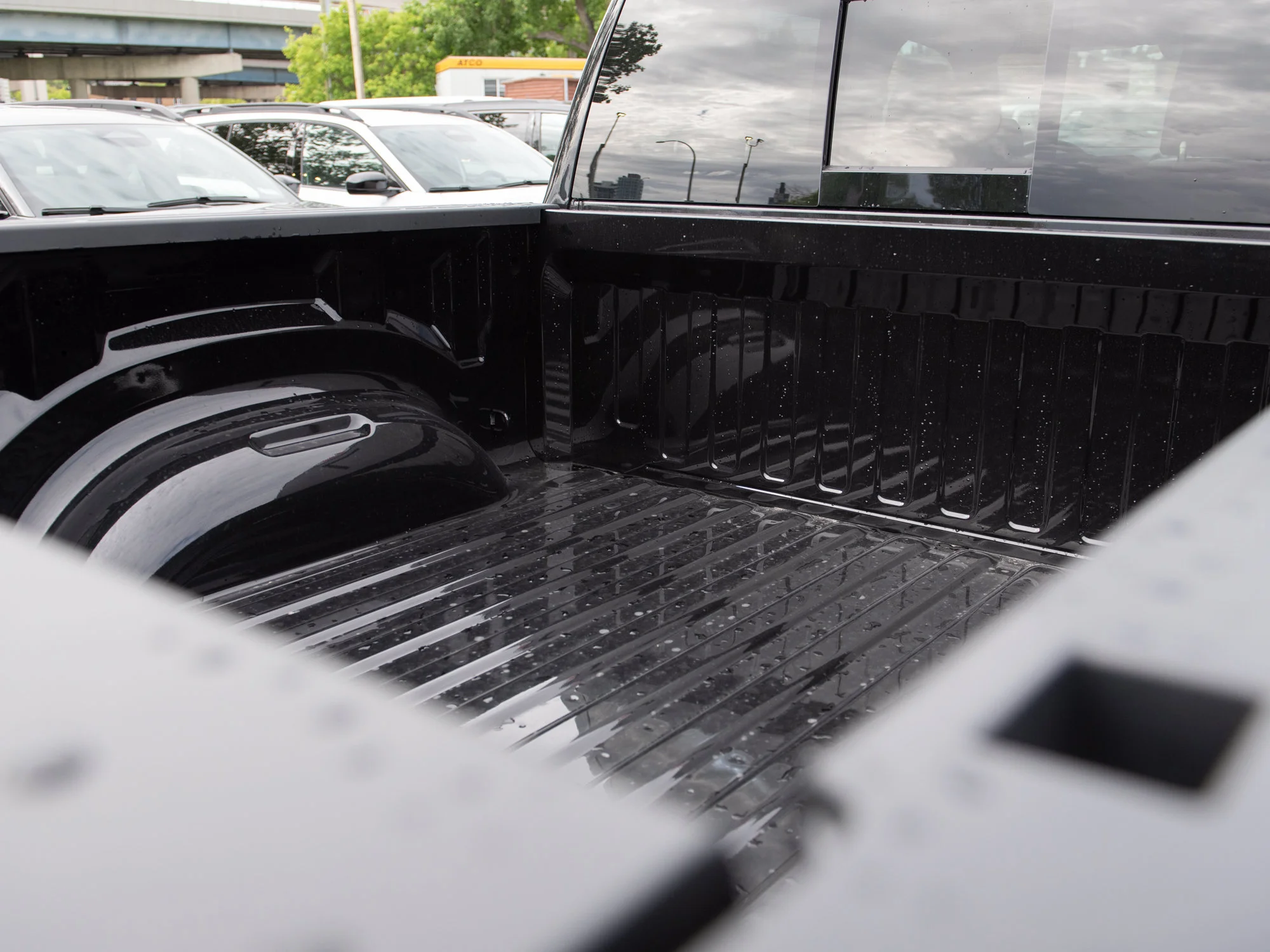 Used 2026 Black RAM Sport* Crew Cab 4x4, Panoramic Sunroof, Heated Seats/Wheel, Adaptive Cruise image 6