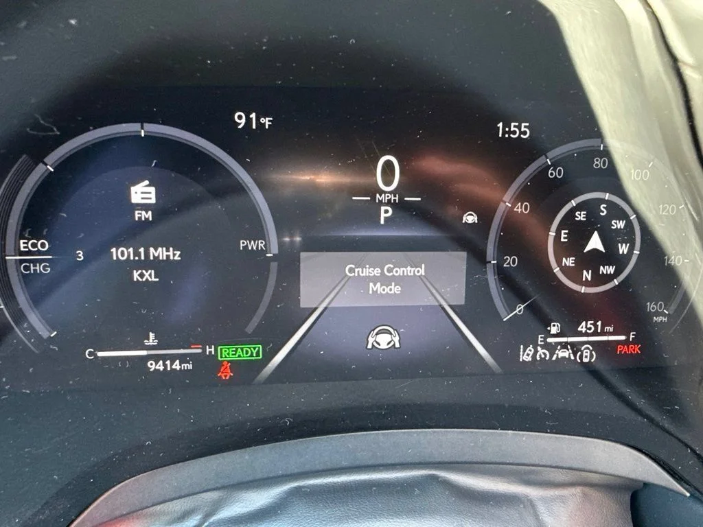 Certified Used 2025 White Lexus 350h Premium Plus image 2
