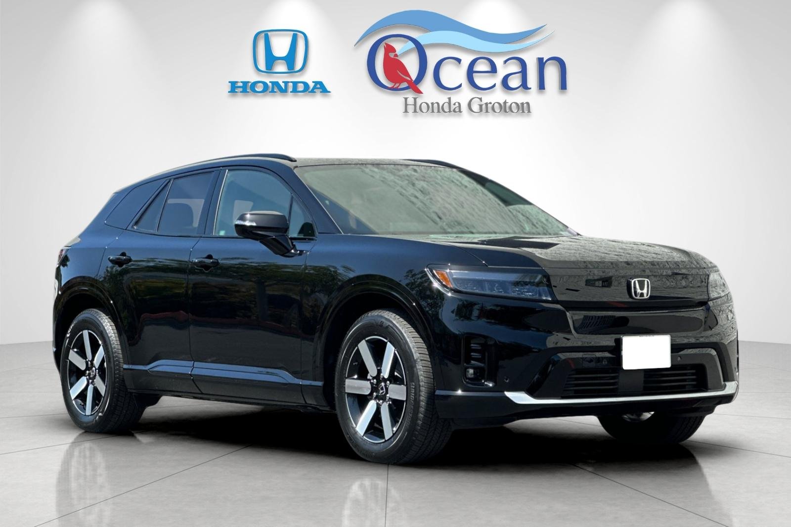 New 2025 Raven Black Honda Touring image 7