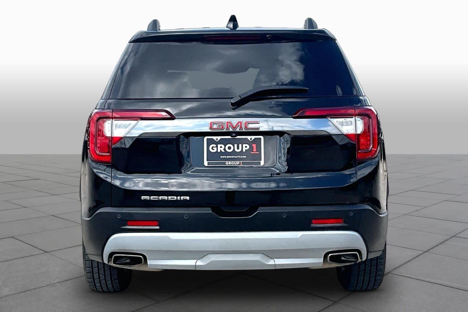 Pre-Owned 2023 GMC Acadia SLT