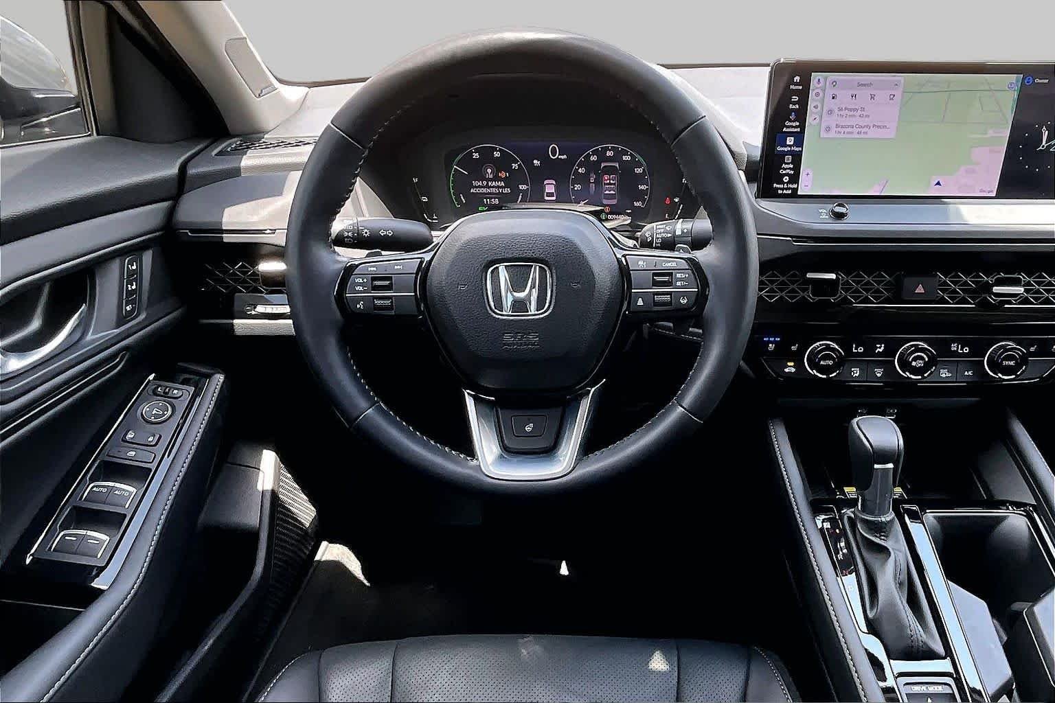 Used 2025 Urban Gray Pearl Honda Touring image 6