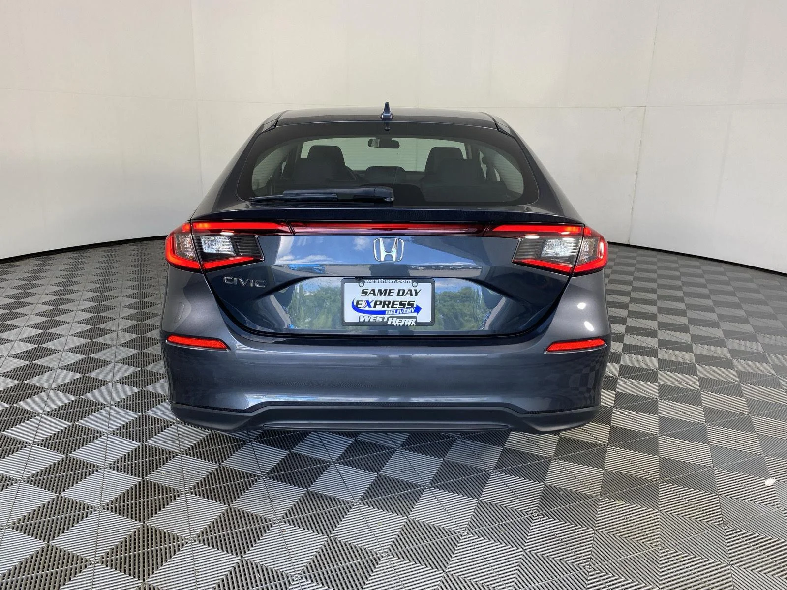 Used 2023 Meteorite Gray Metallic Honda LX image 9