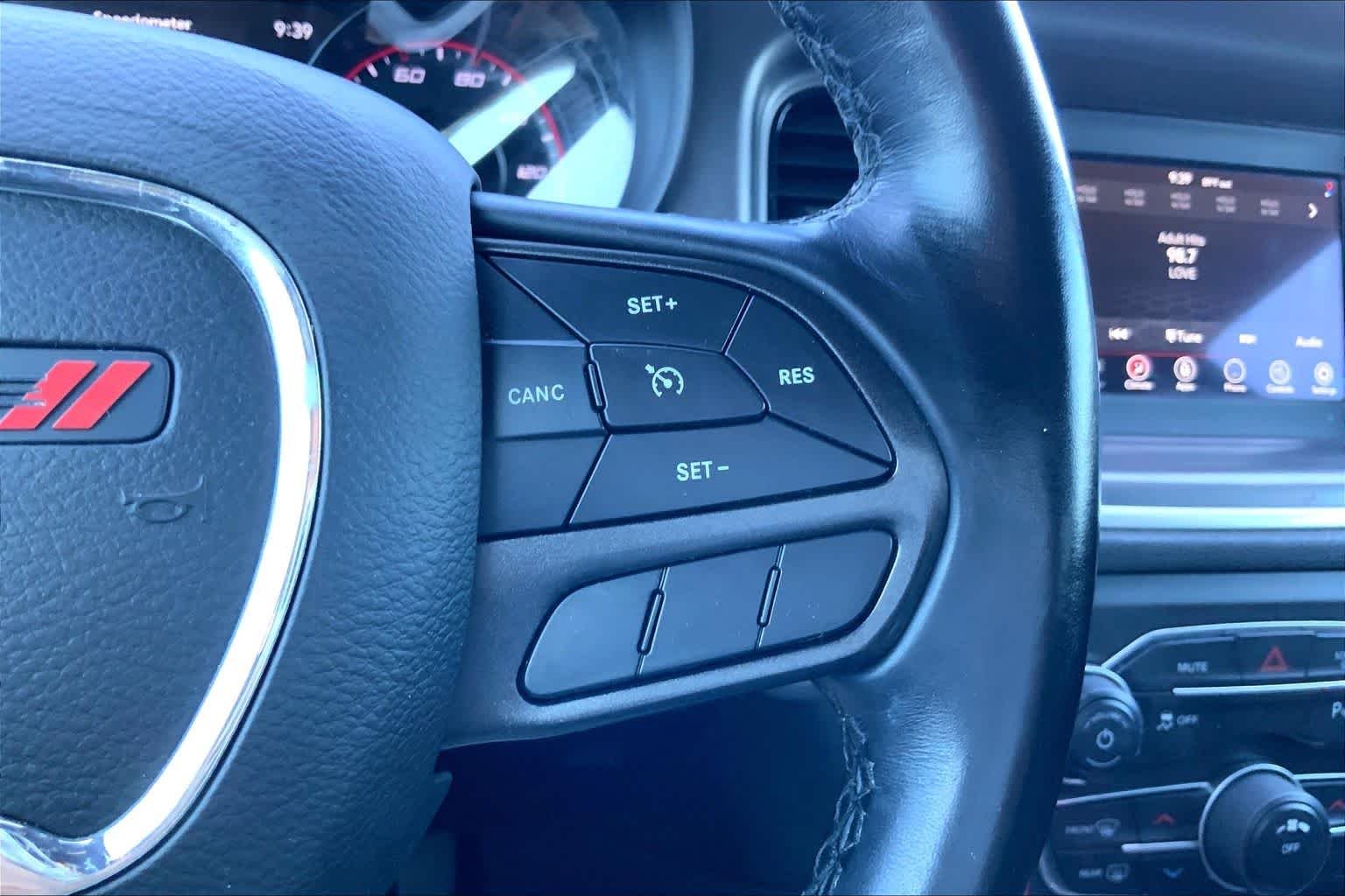 Used 2022 Granite Pearlcoat Dodge SXT image 24