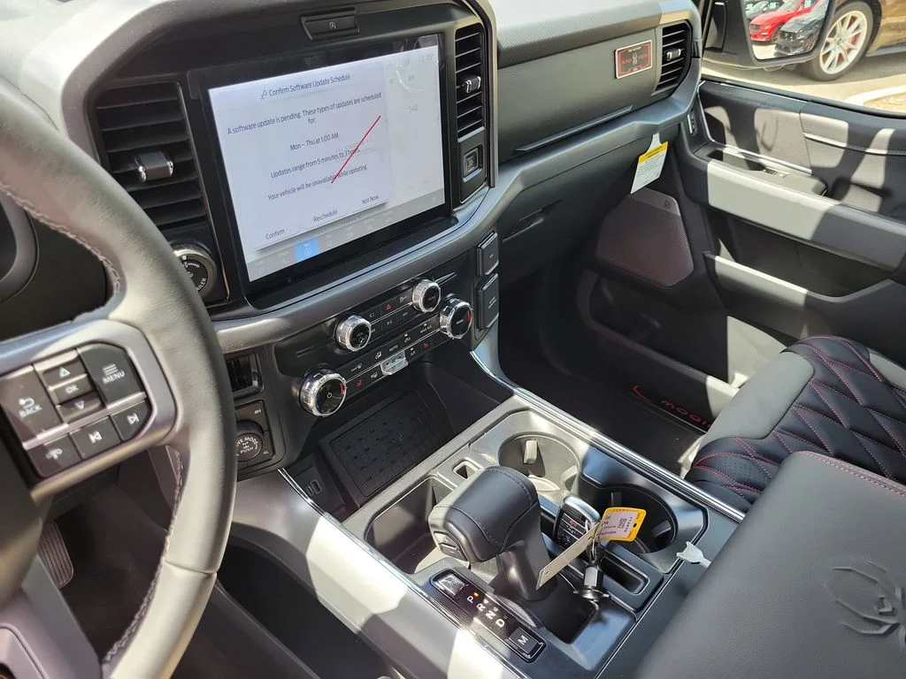 New 2026 Oxford White Ford XLT image 24