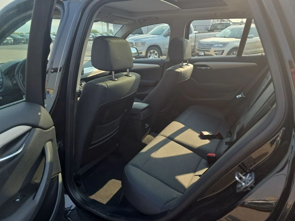 Used 2015 Jet Black BMW xDrive28i image 17