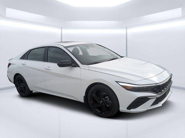 New 2026 White Hyundai SEL Sport image 1