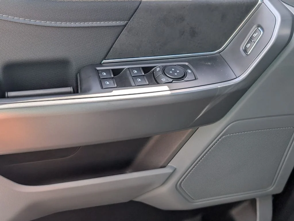 New 2026 Blue Ford XLT image 16