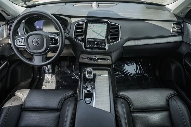 Certified Used 2023 Crystal White Volvo Ultimate image 21