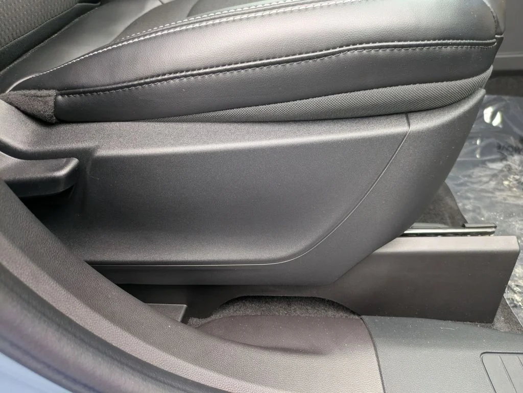 New 2024 Vapor Blue Metallic Ford Plug-in Hybrid image 44