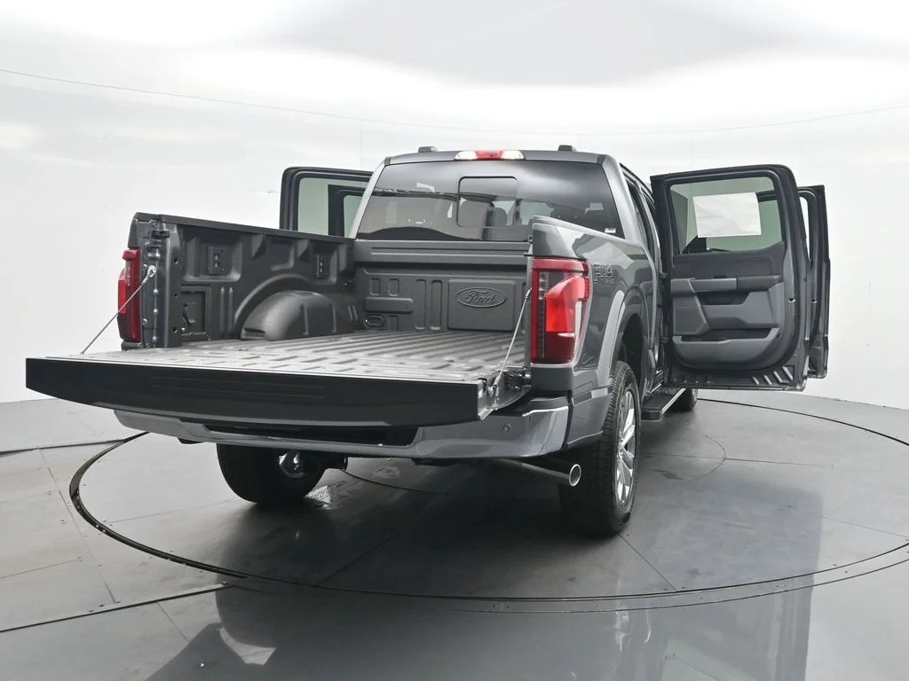 New 2026 Carbonized Gray Metallic Ford XLT image 46