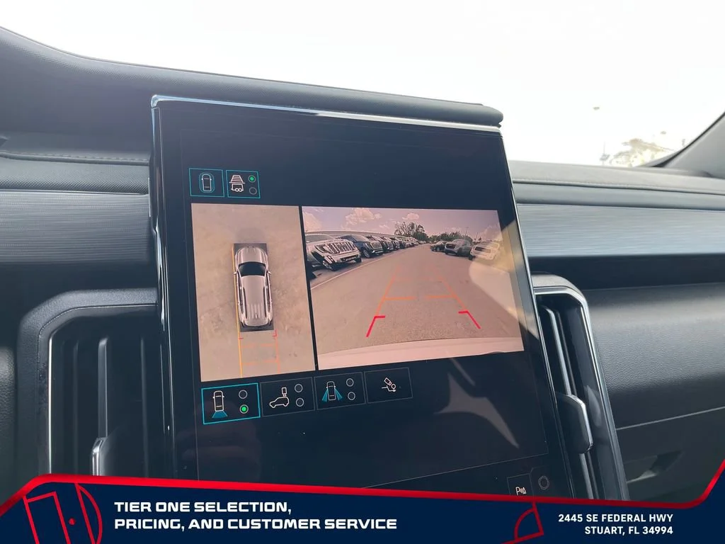 New 2026 Summit White GMC AT4 image 32