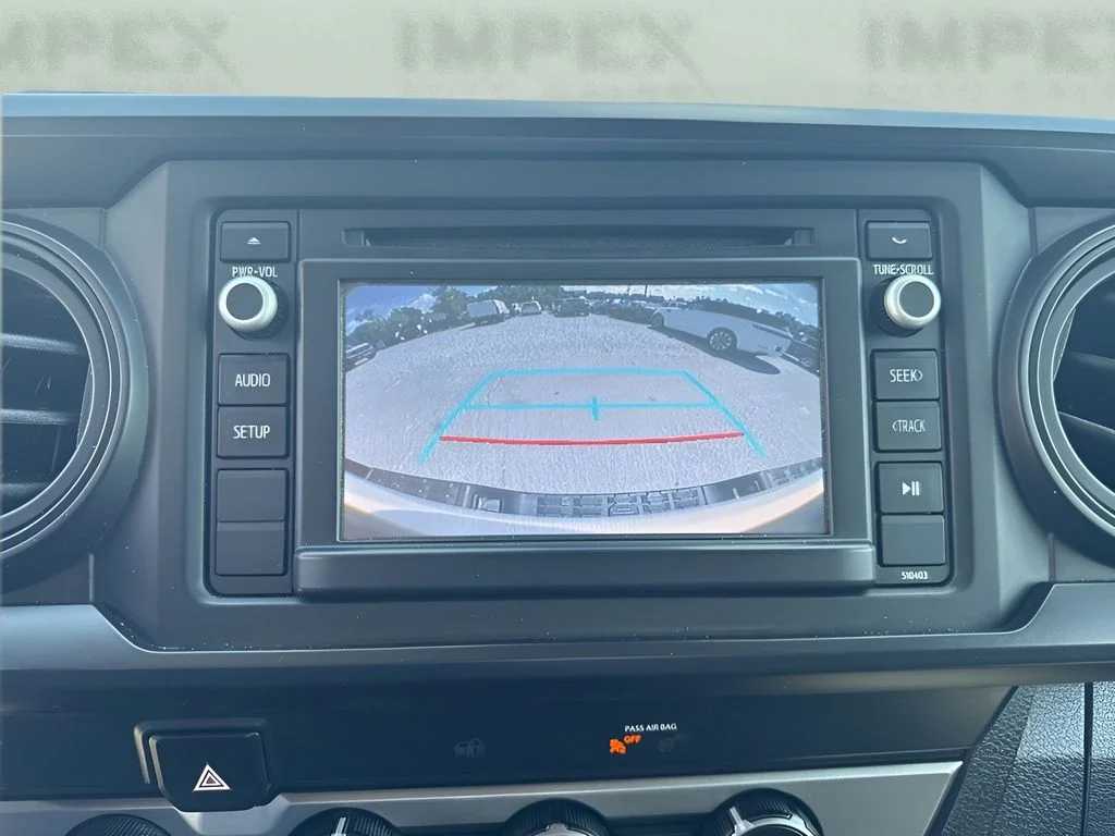 Used 2019 White Toyota SR image 18