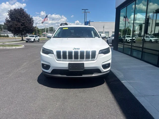 Used 2021 White Jeep Latitude Lux image 7