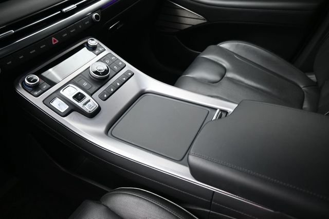Used 2024 White Hyundai Calligraphy image 9