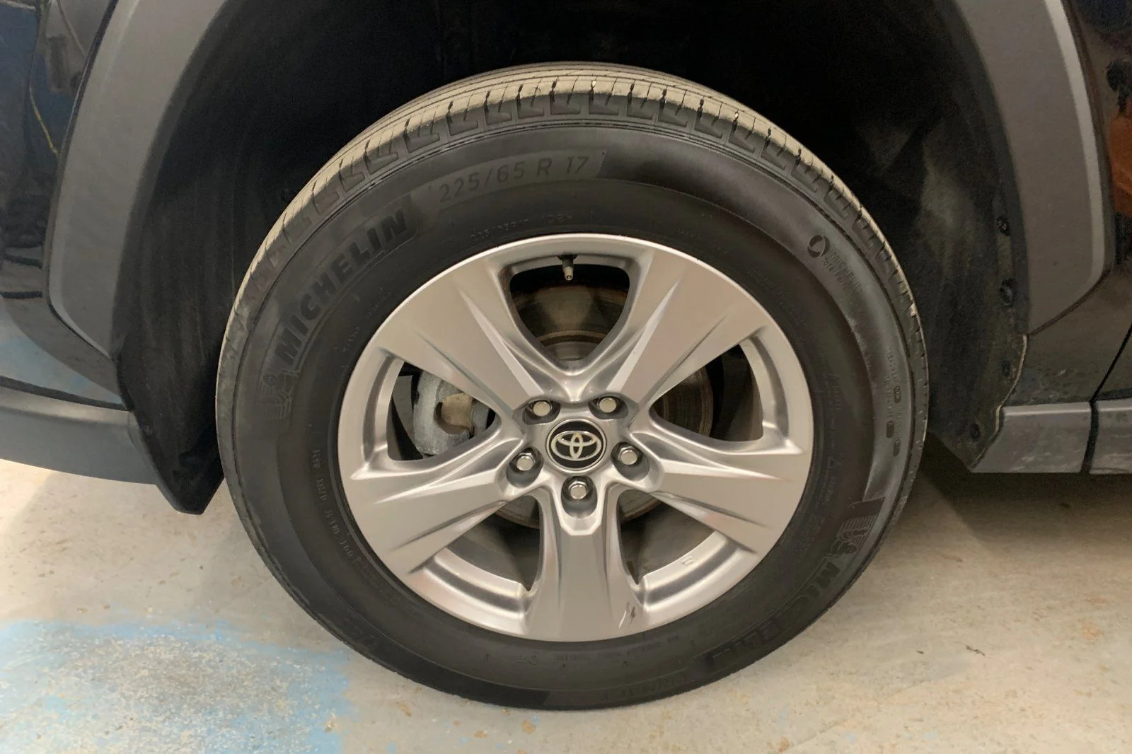 Used 2024 Black Toyota XLE image 32