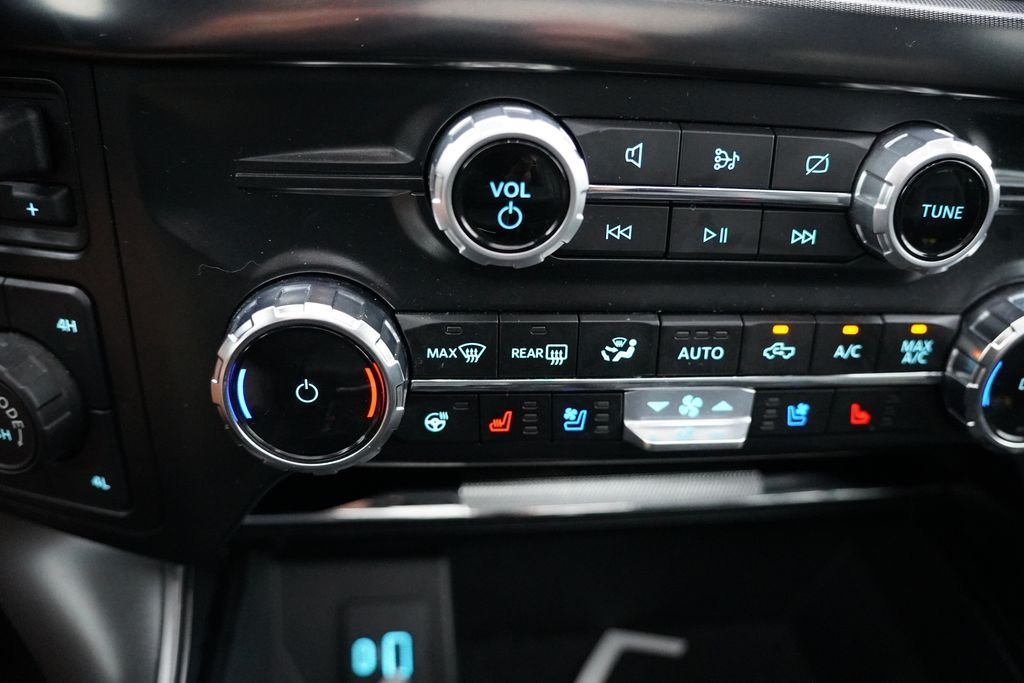 Used 2024 Black Ford Lariat image 6
