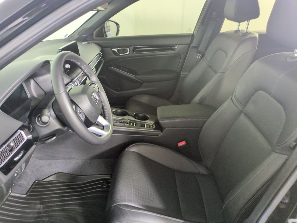 Used 2025 Crystal Black Pearl Honda Sport Touring image 9