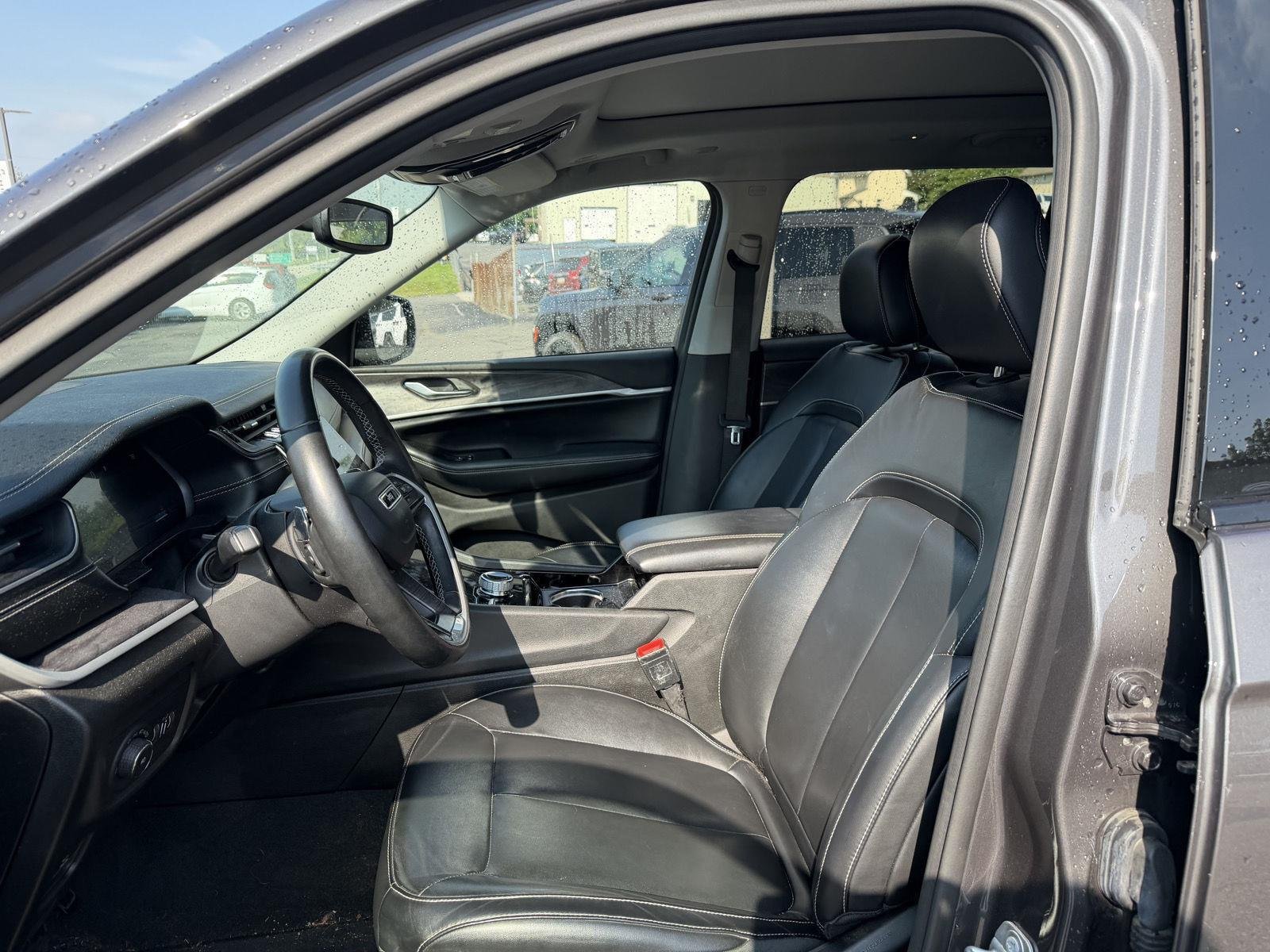Used 2021 Baltic Gray Metallic Clearcoat Jeep Limited image 9