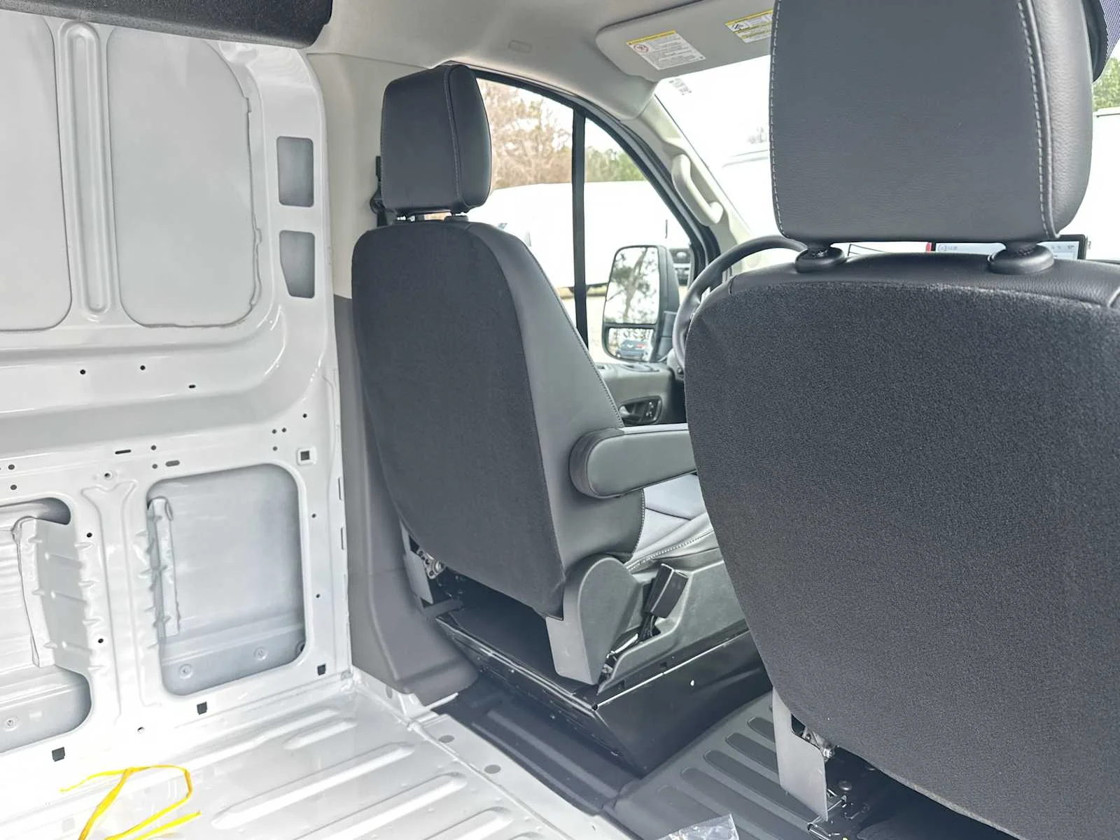 New 2026 Oxford White Ford Cargo Van image 18