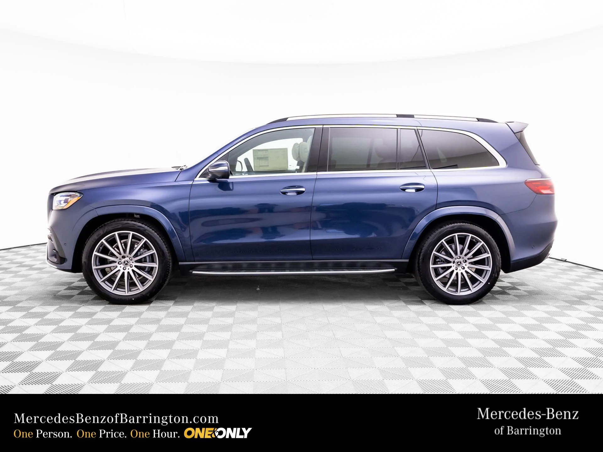 New 2026 Blue Mercedes-Benz GLS 580 image 2