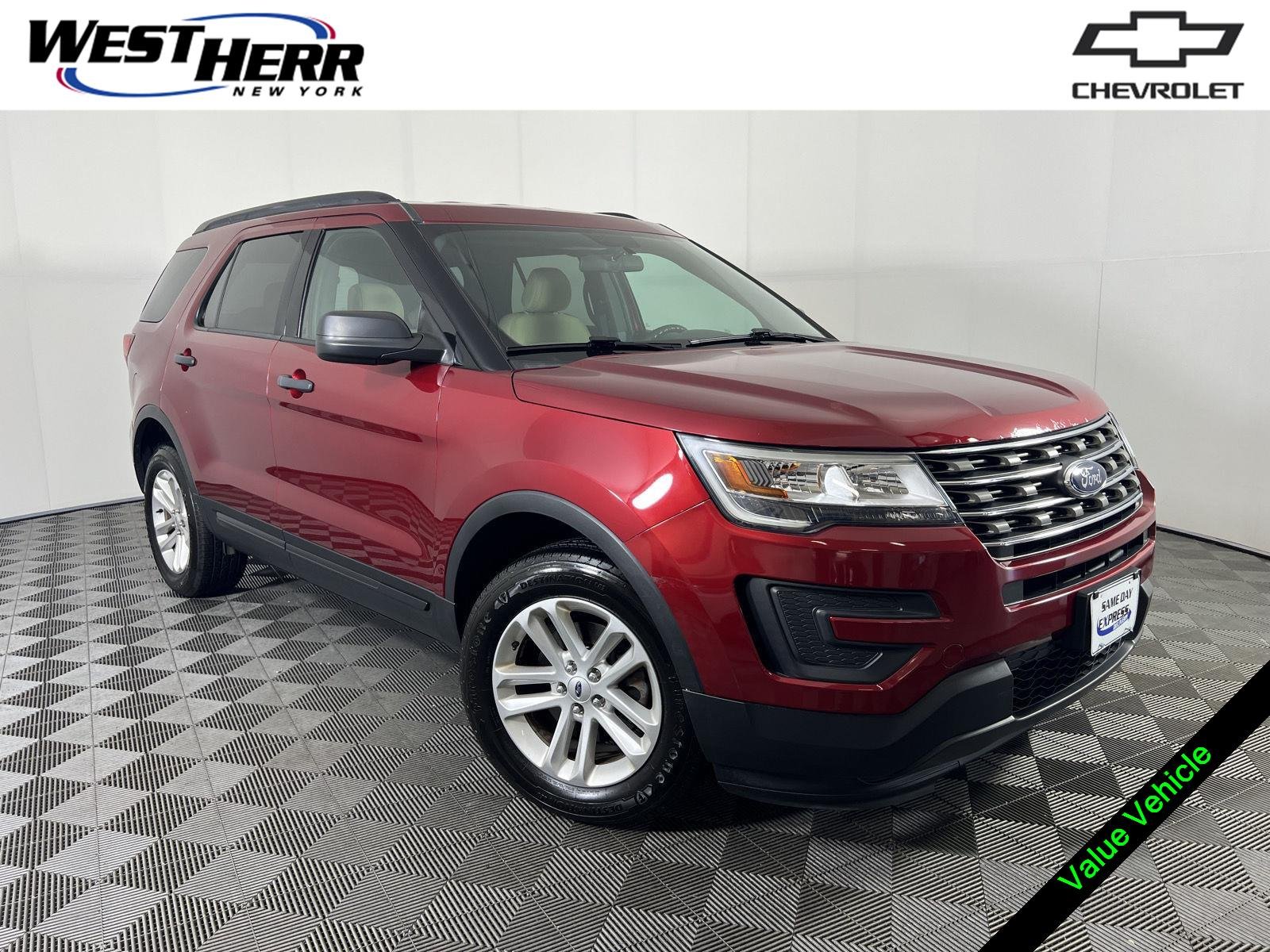 Used 2017 Ruby Red Metallic Ford  image 1