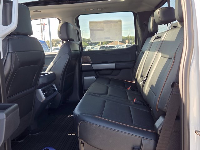 New 2026 Avalanche Ford Lariat image 11