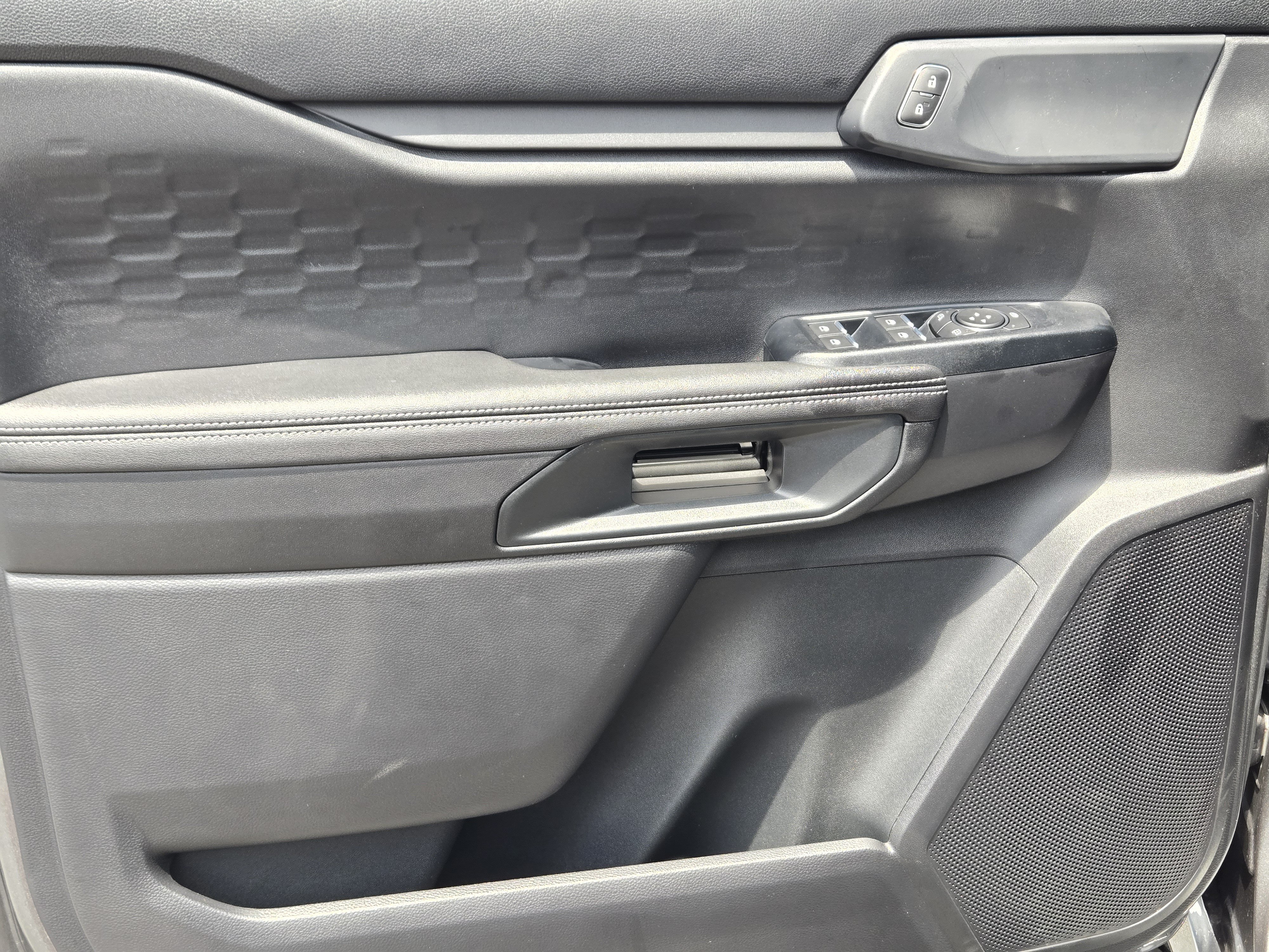 New 2026 Carbonized Gray Metallic FORD XLT image 14