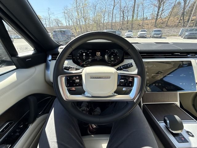 New 2026 Fuji White Land Rover SE image 12