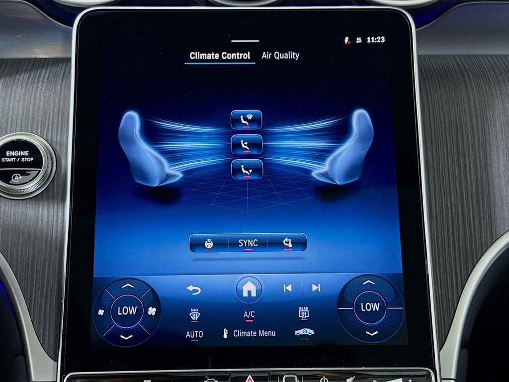 New 2026 Polar White Mercedes-Benz GLC 300 image 16