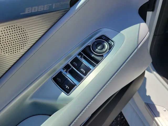 New 2026 Arctic White Chevrolet 2LT image 14