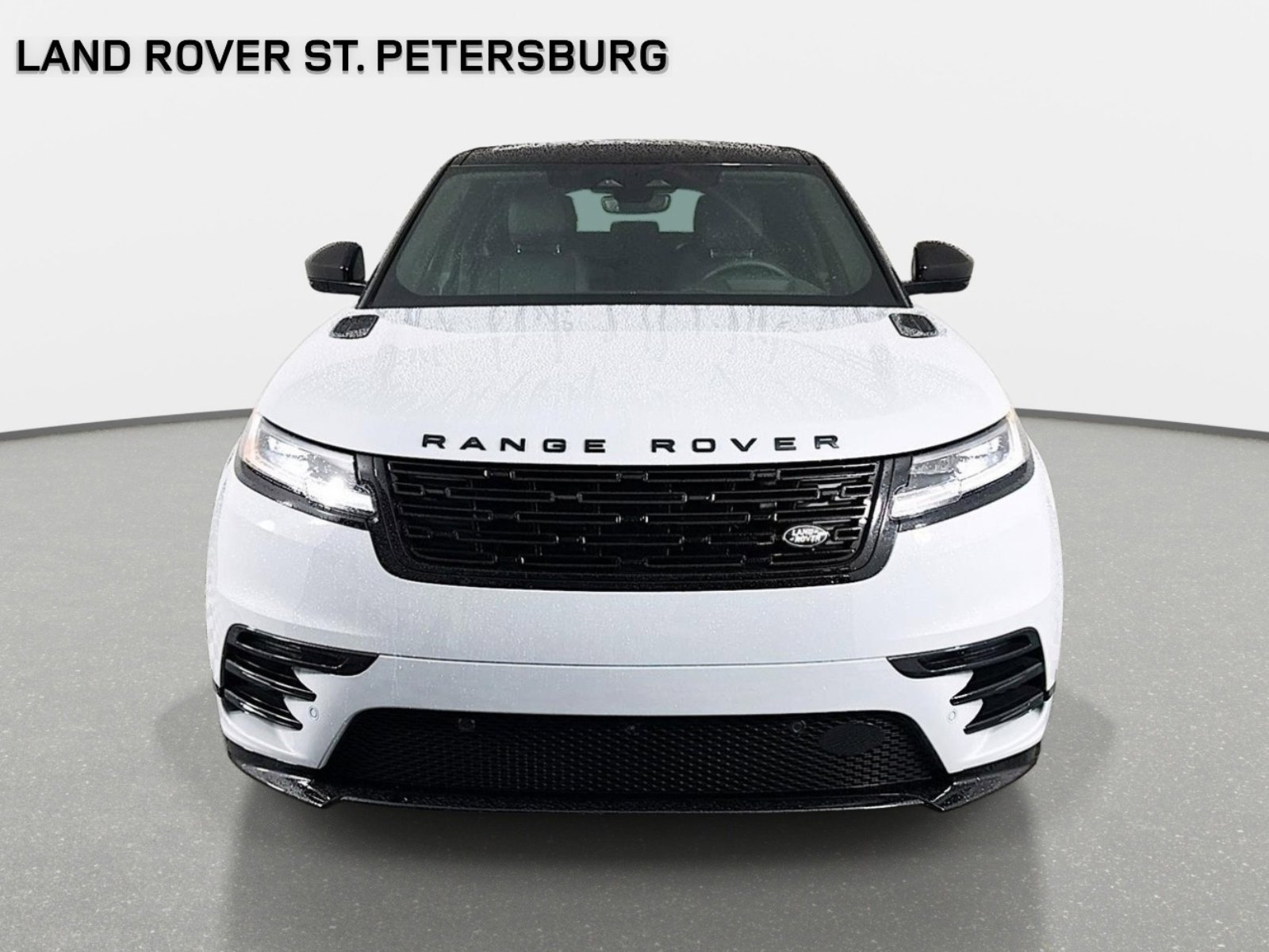 Used 2026 Gray Land Rover Dynamic SE image 2