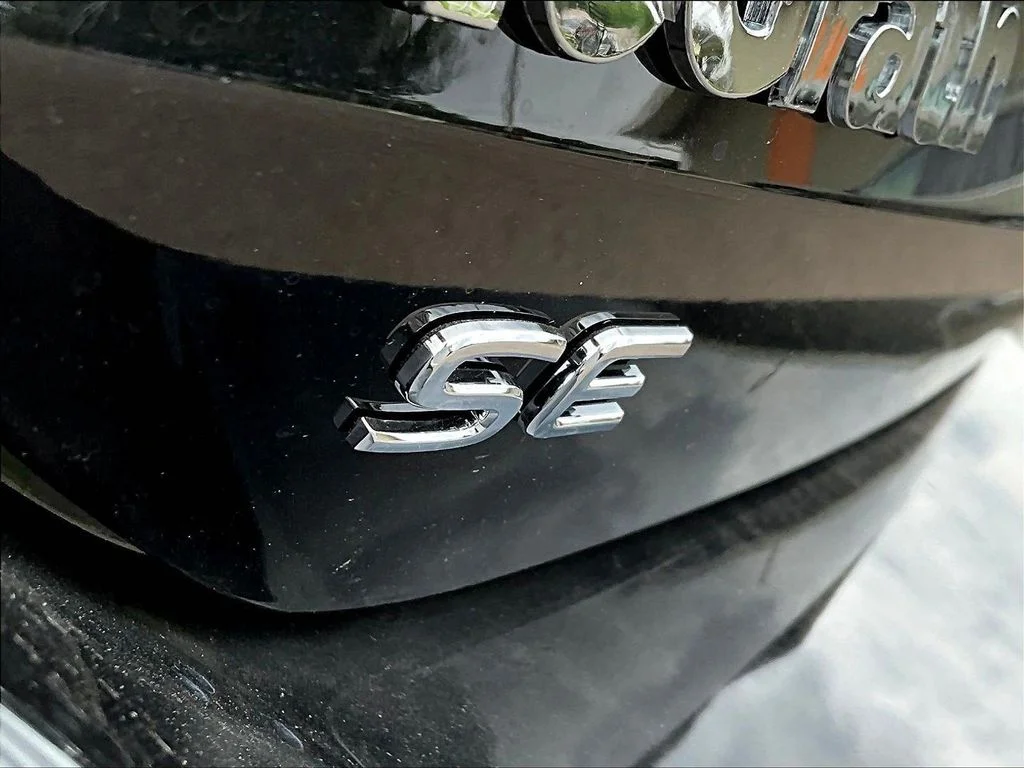 New 2026 Black Volkswagen 2.0T SE image 9