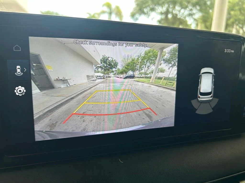 Used 2025 Gray Hyundai SEL image 10