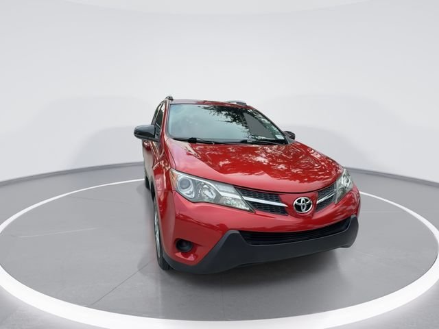 2015 Toyota RAV4 LE - Photo 2