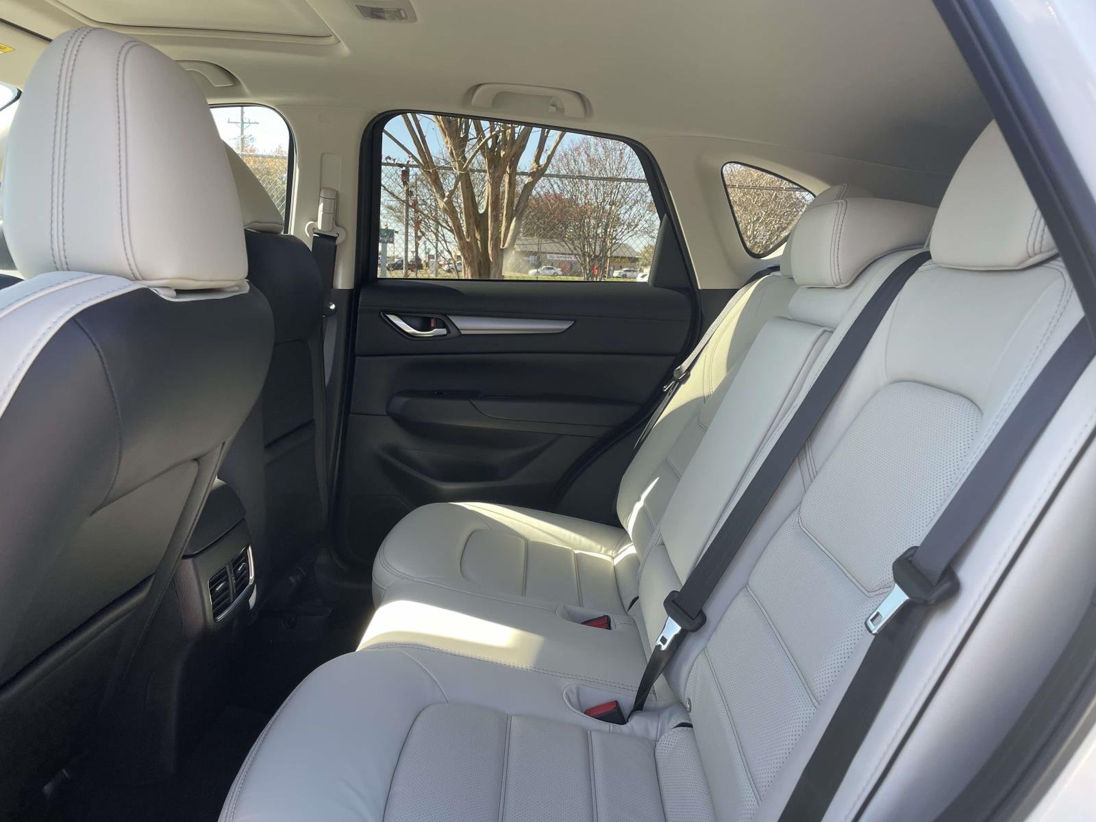 2025 Mazda CX-5 S Preferred package - Photo 13