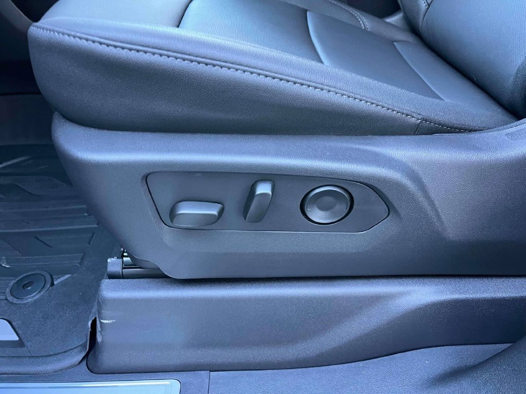 2026 GMC Sierra 1500 SLT - Photo 23
