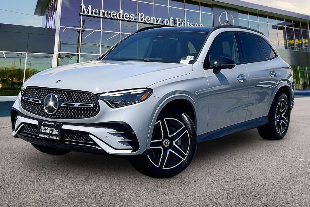 Used 2026 Gray Mercedes-Benz GLC 300 image 9
