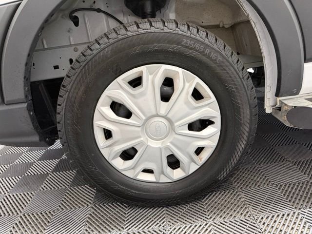 Used 2025 Oxford White Ford Base image 34