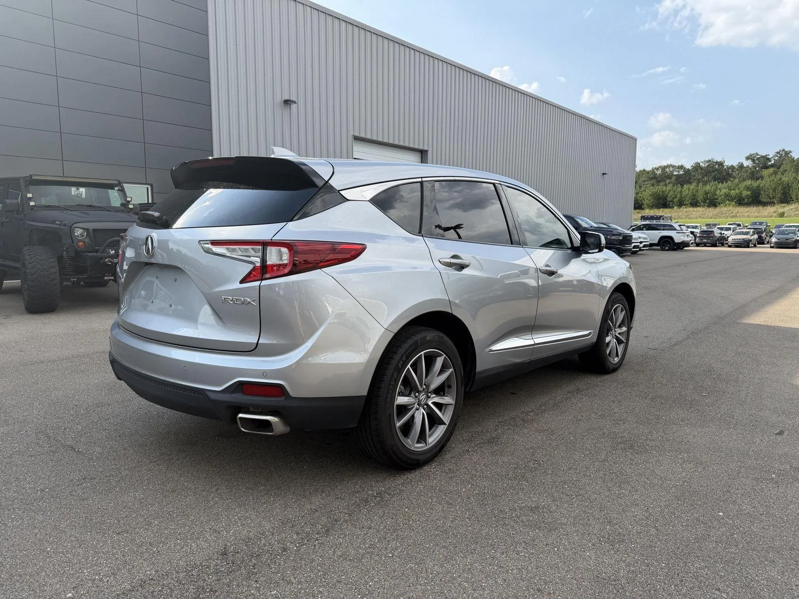 Used 2023 Lunar Silver Metallic Acura w/Tech image 6