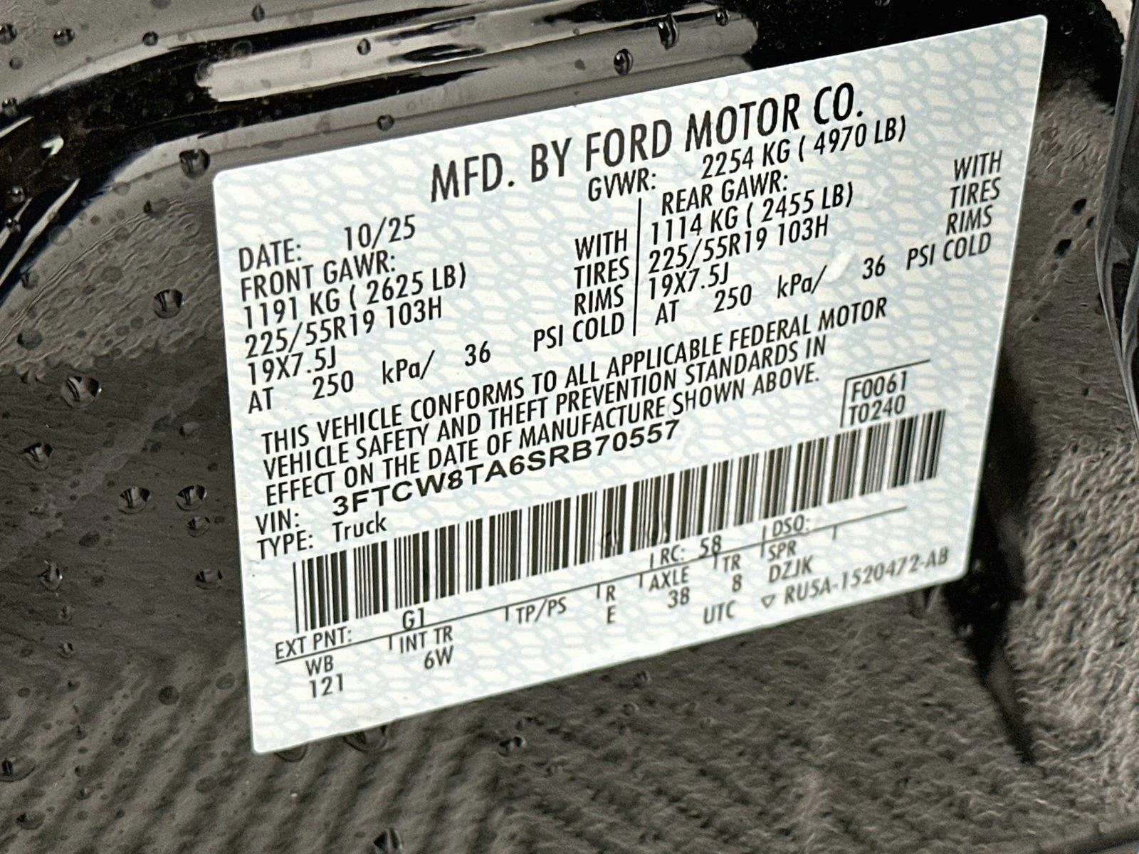 Used 2025 Shadow Black Ford Lobo image 28