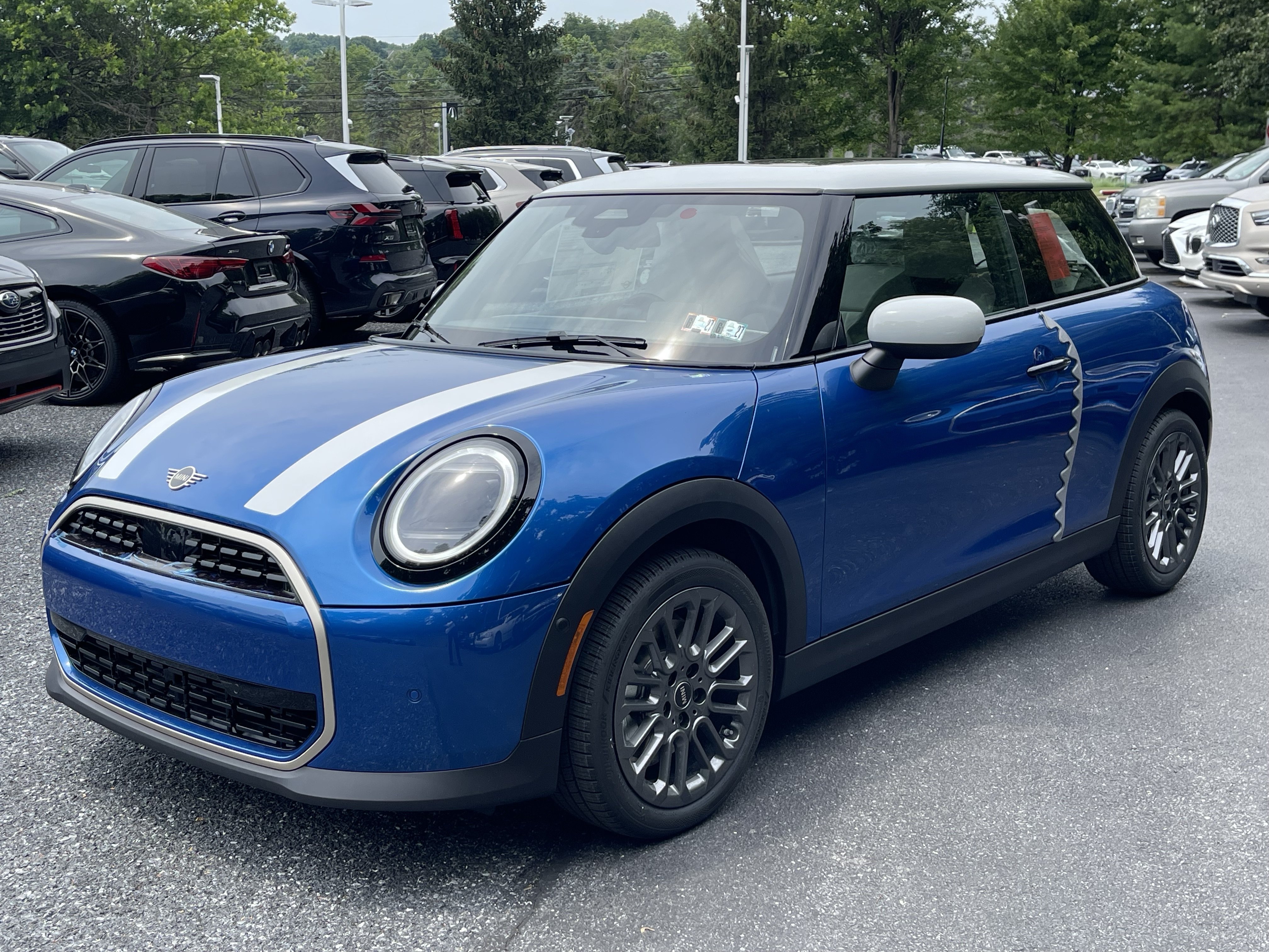 2026 MINI Hardtop's photo