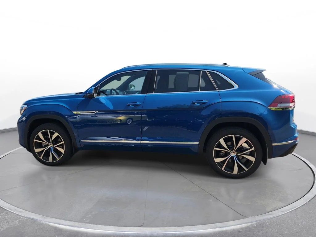Used 2025 Blue Volkswagen 2.0T SEL Premium R-Line image 11